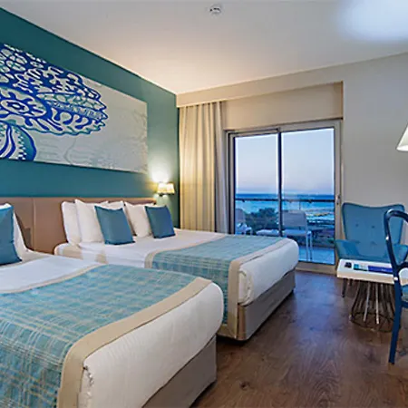 Resort Sea Shell & Side