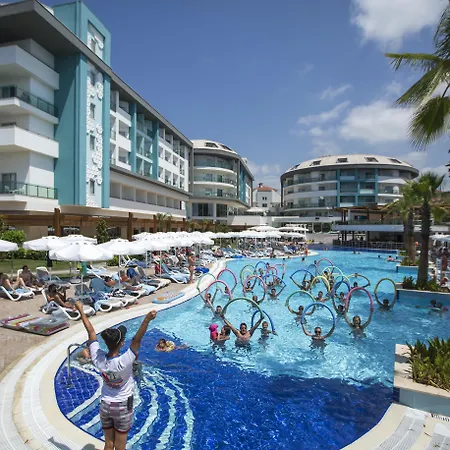 Resort Sea Shell & 5*